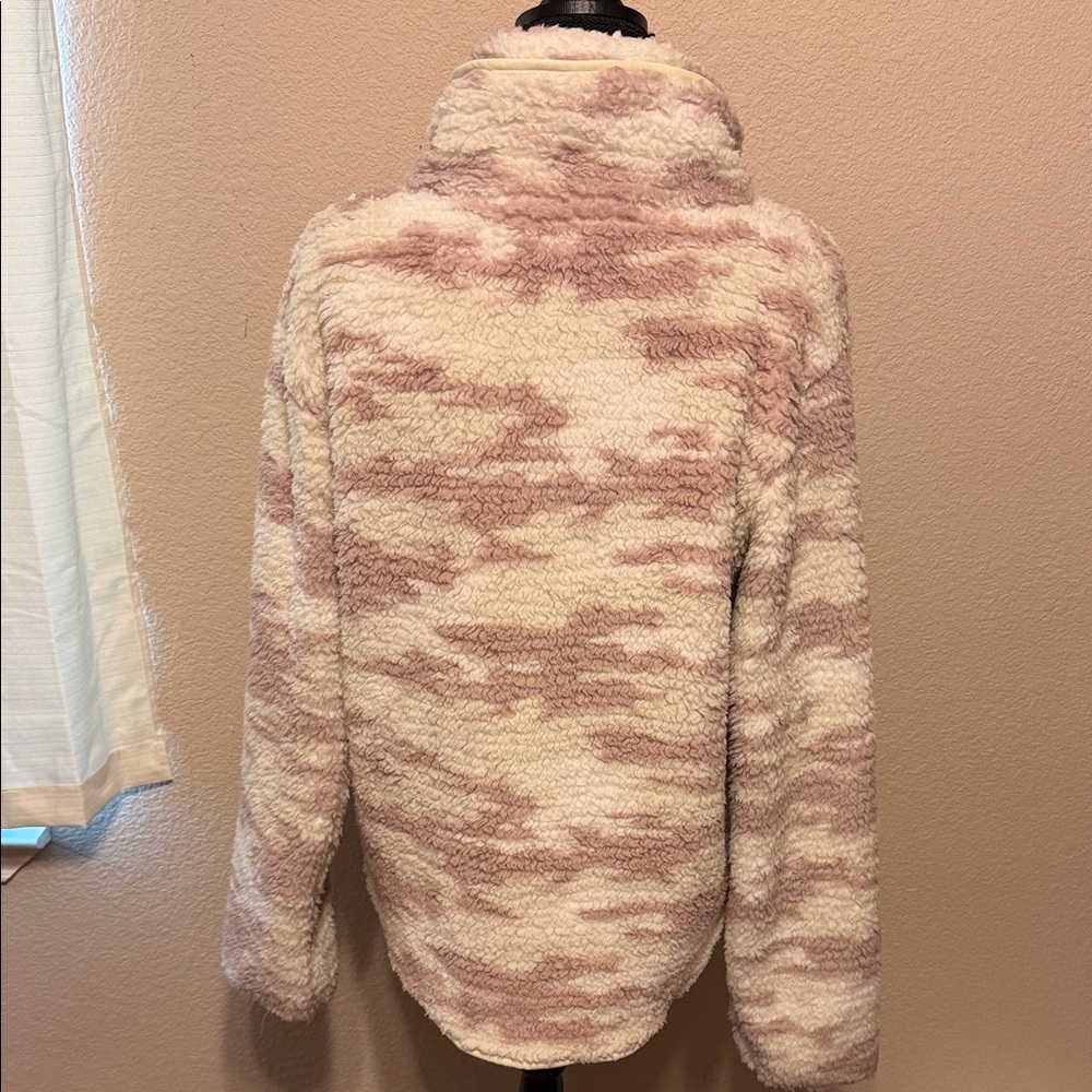Stylish Cream and Light Pink Teddy Jacket for Women - Picture 3 of 7